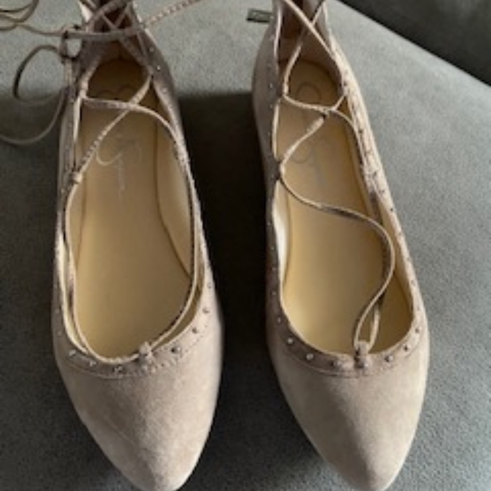 JESSICA SIMPSON FLAT LACE UP SHOES